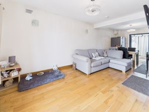 Living Room- click for photo gallery